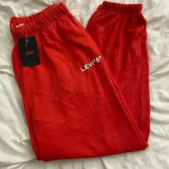 LEVI’s women's sweat pants / joggers - plus size 1x and 2x - Picture 2 of 7